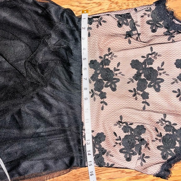 Elegant Black Floral Dress - Picture 11 of 11